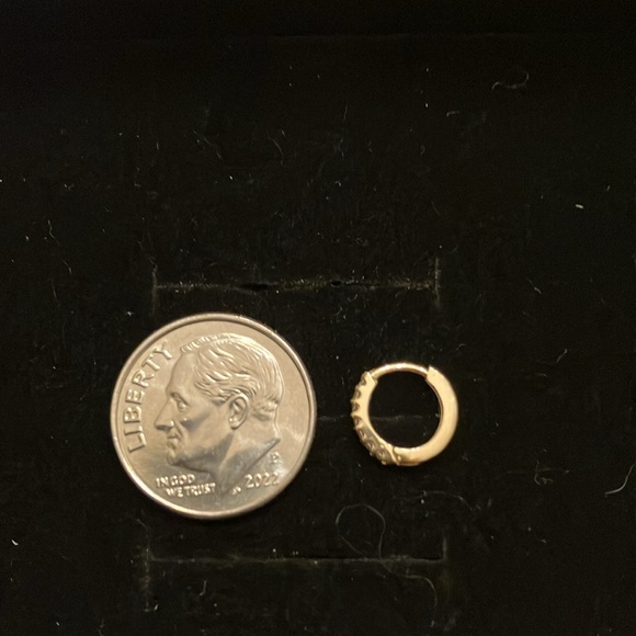 Diamond Huggies - Yellow Gold Brand New -Still in box - Picture 5 of 7